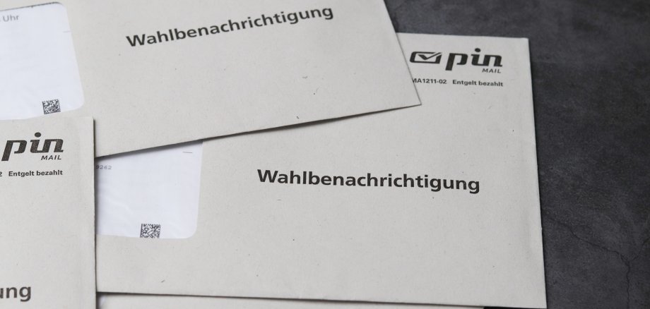 Berlin,,Germany-,August,20.2021:,Envelopes,With,The,Election,Notification,,Invitation