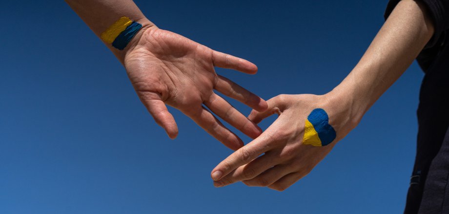 Female,Hands,Painted,In,Ukraine,Flag,Colors,Yellow-blue.,Stop,The